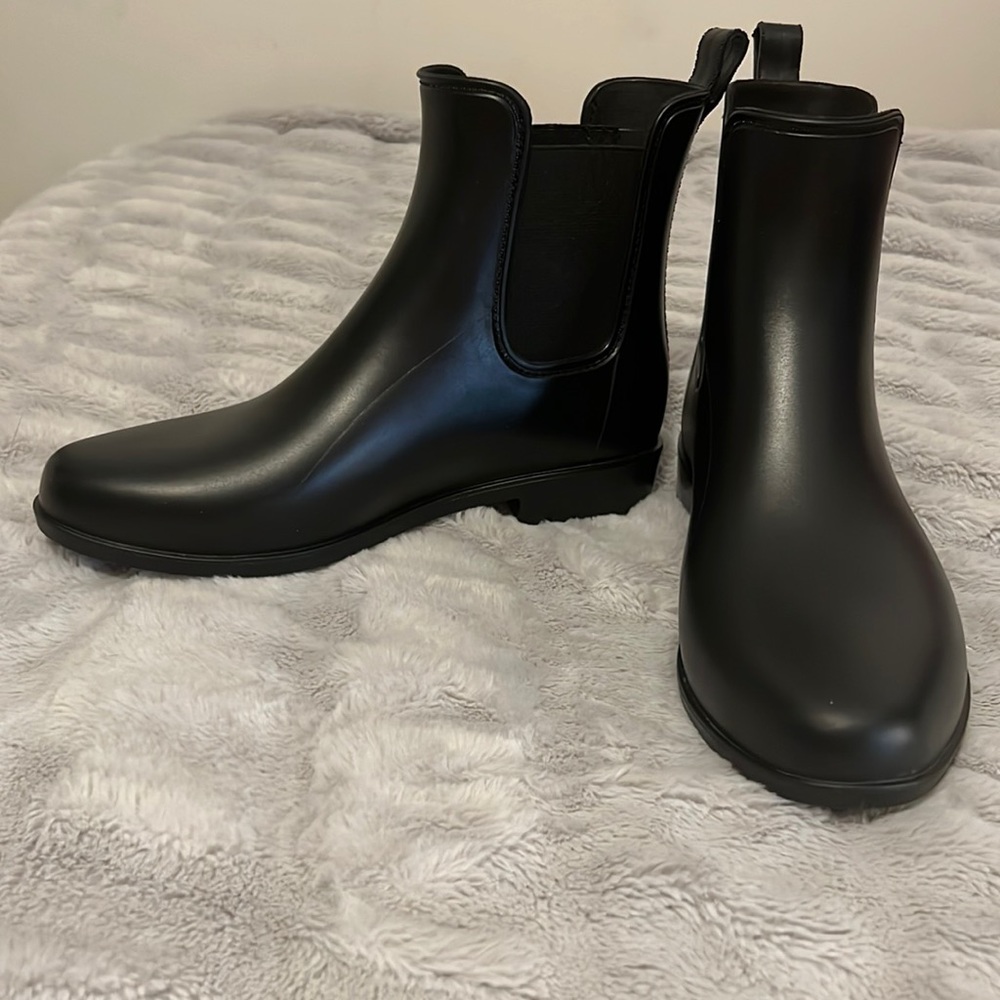 Black Chelsea Rain boots